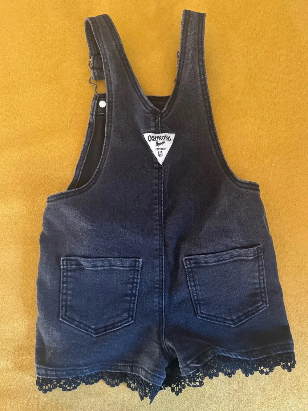OshKosh Bgosh classic black